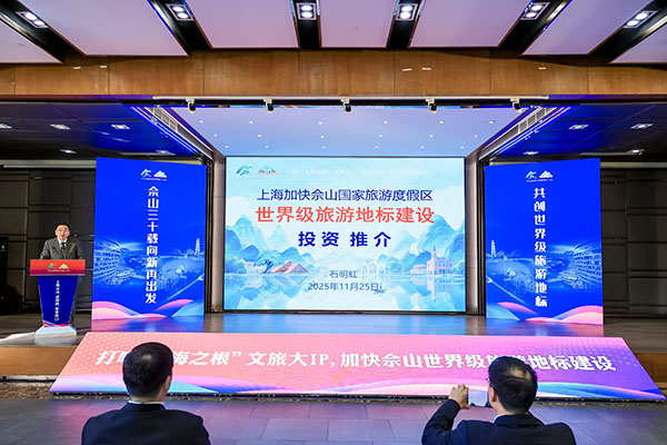 1764124381959055188.jpg PANL5503.jpg